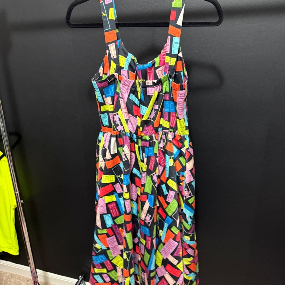 Disney Multicolor Geometric Pattern Apparel - Picture 3 of 4